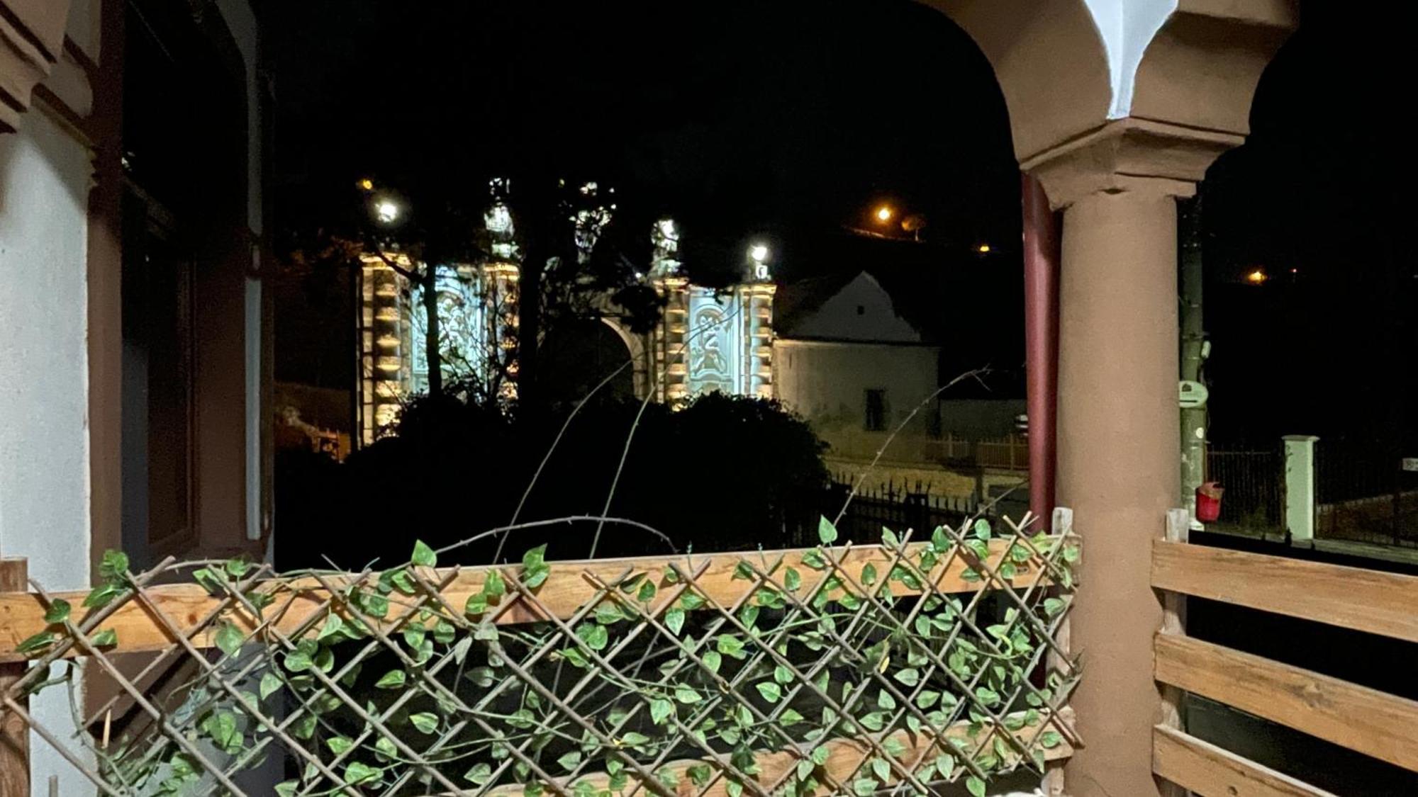 فيلا La Poarta Cetatii ألبا يوليا المظهر الخارجي الصورة